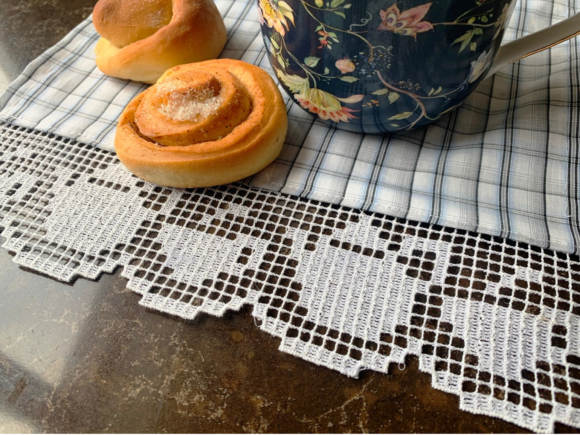 Lace Edging for Kitchen Towels: A Designer’s Review