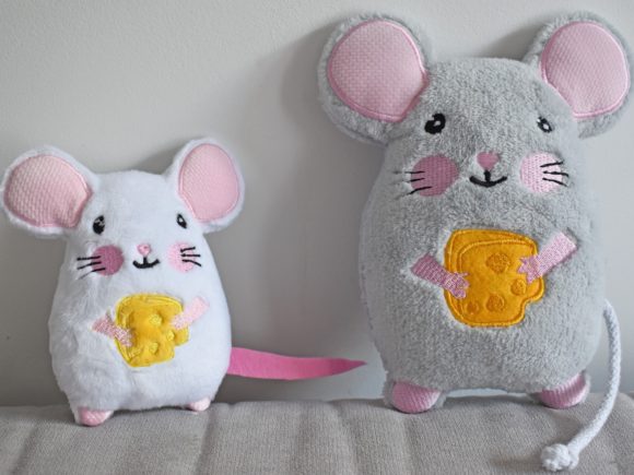 Review: Mouse Stuffie ITH for Holiday Crafts